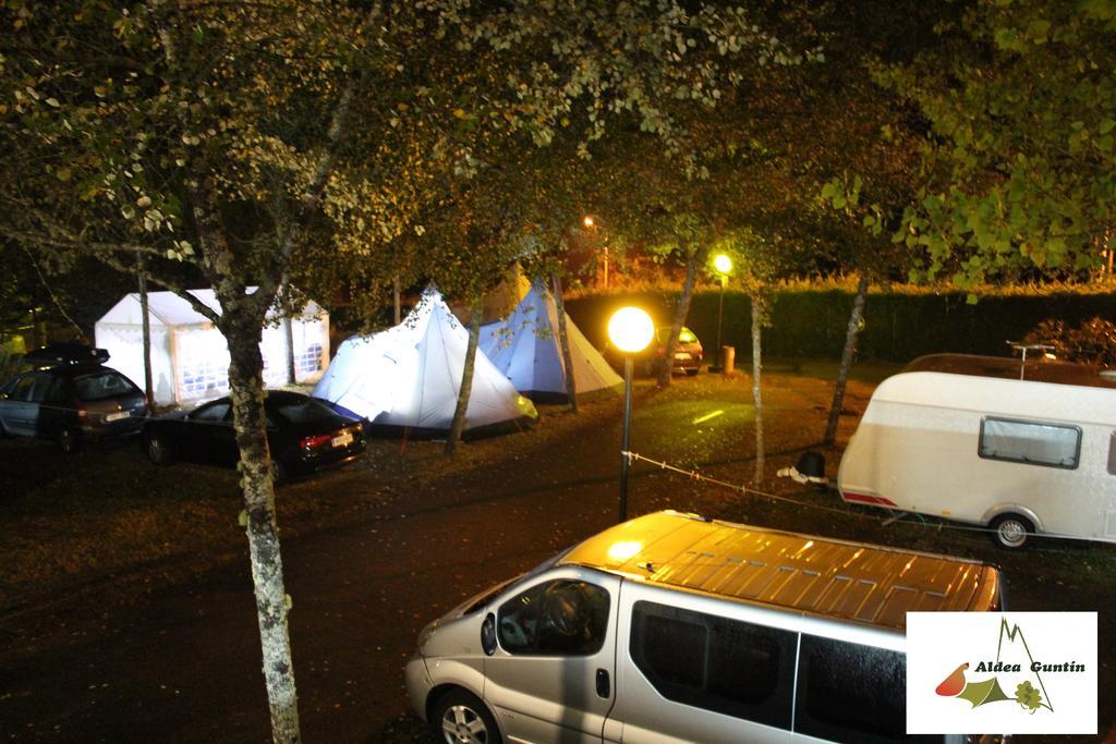 Aldea Guntin Camping Caniza Hotel La Caniza Exterior foto